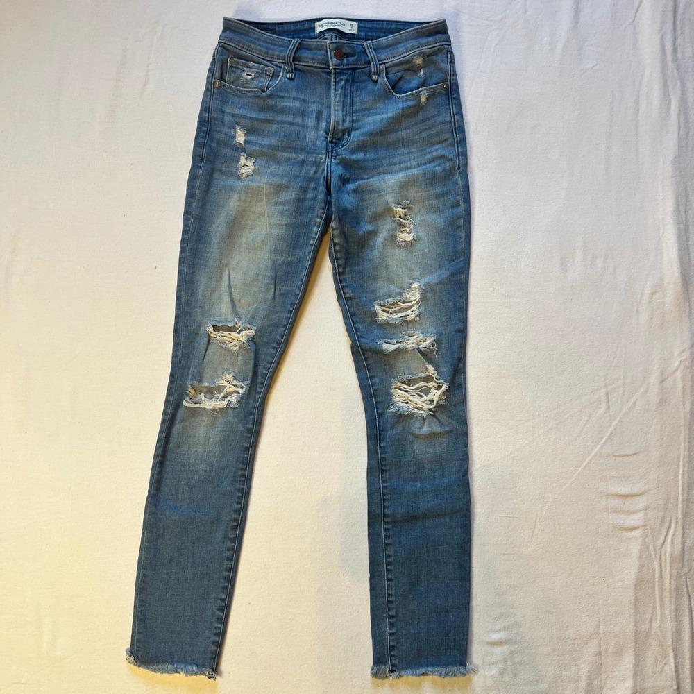 Abercrombie & Fitch The Super Skinny‎ Ankle Mid Rise 26/2L Medium Wash Women